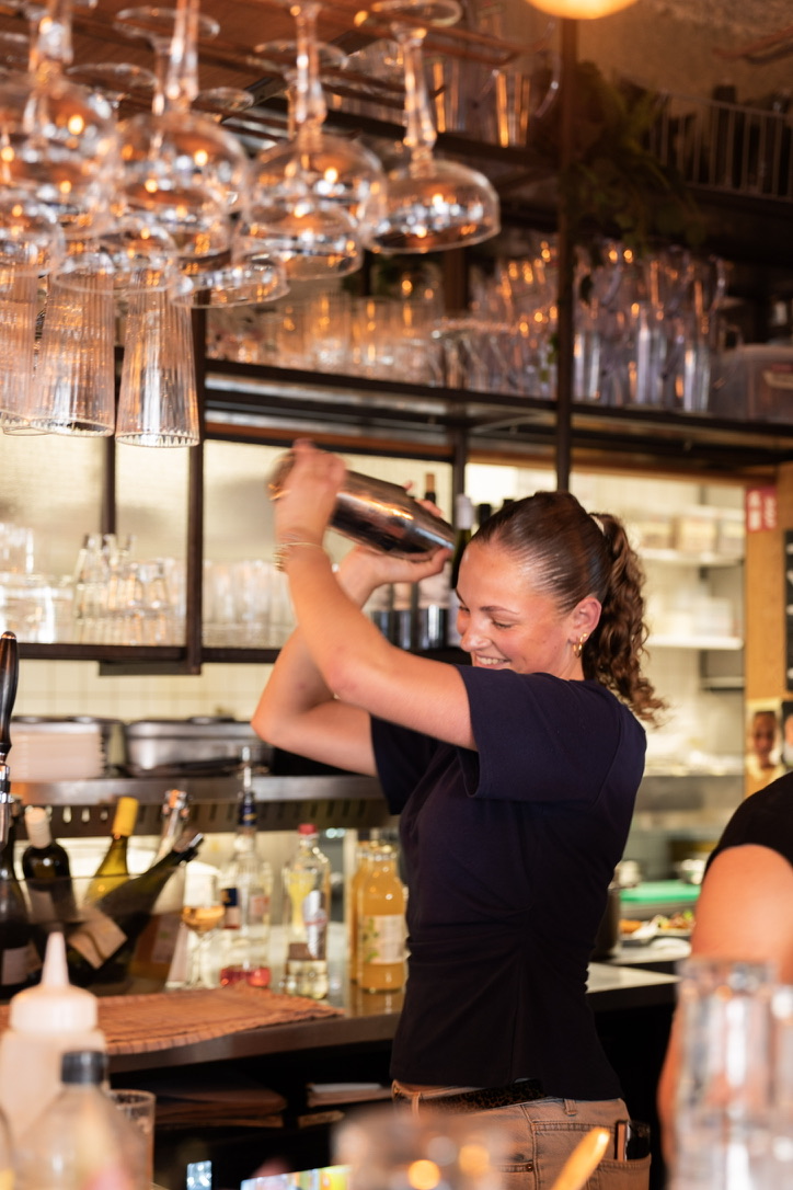 Bar Maeve
