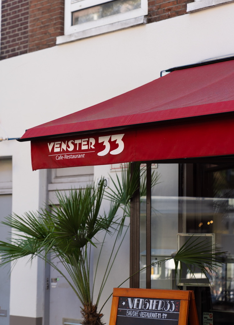 Venster 33